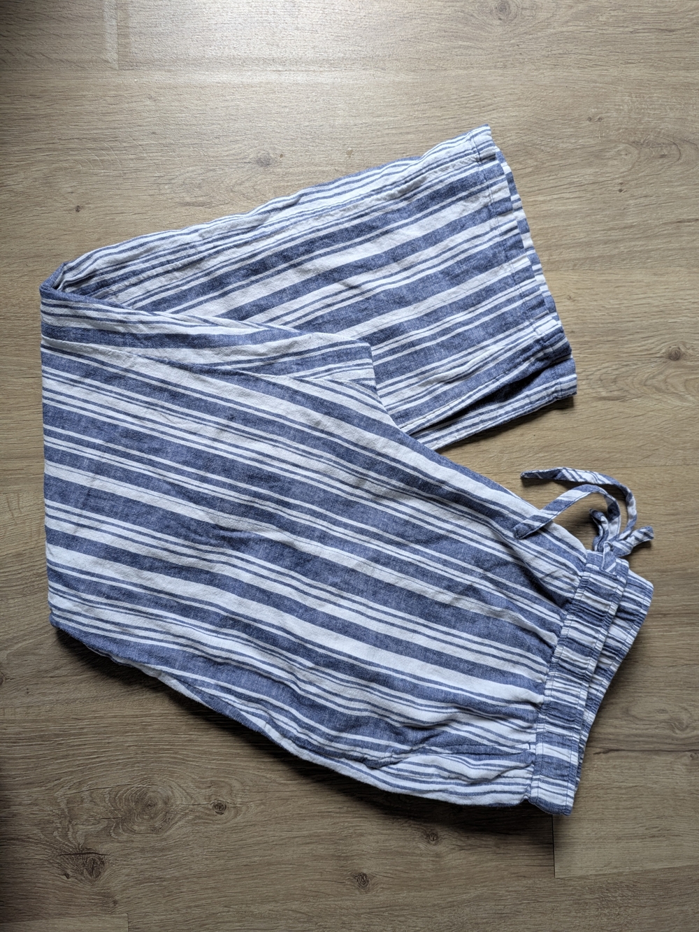 Vineyard Vines Women's Blue Striped Linen-Blend Pants